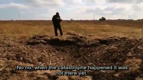MH17  A visit at the Crash Site  The locals speak up – ENG SUBS[360P]
